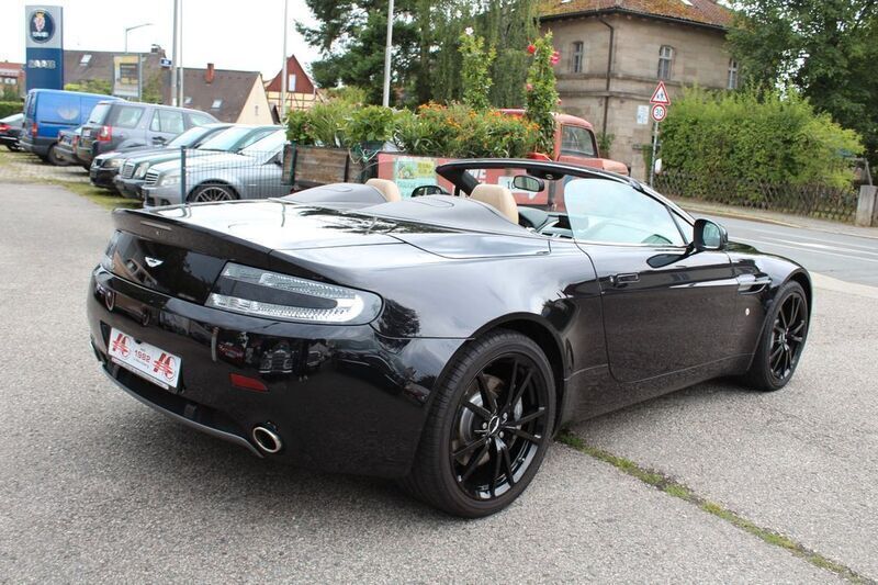 Gebraucht Aston Martin V8 Vantage 426 PS (313 kW) 2012 Schwarz Coupé