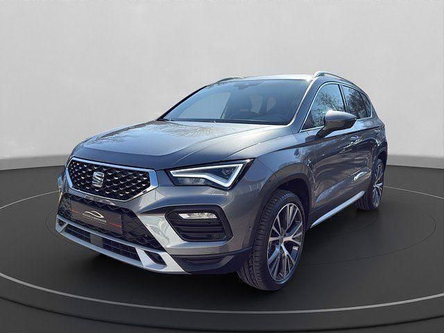 Grau Neu 2025 Seat Ateca Xperience SUV | 42.390 € - Bild 1/4