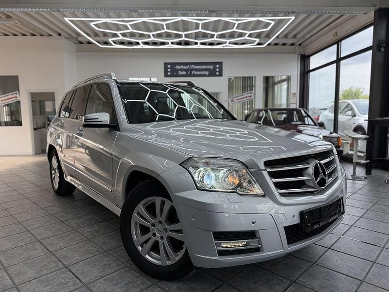 Silber Gebraucht 2010 Mercedes GLK350 Sport Edition SUV | 7.900 € (Fairer Preis) - Bild 1/4