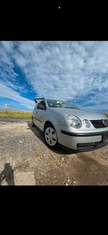 Gebraucht VW Polo 64 PS (47 kW) 2002 Grau Kleinwagen