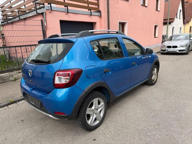 Gebraucht Dacia Sandero Prestige 90 PS (66 kW) 2012 Blau Limousine