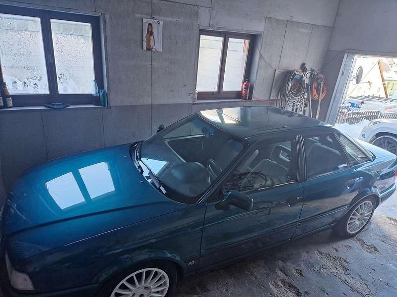 Second-hand Audi 80 133 CP (97 kW) 1993 Verde Berlinǎ