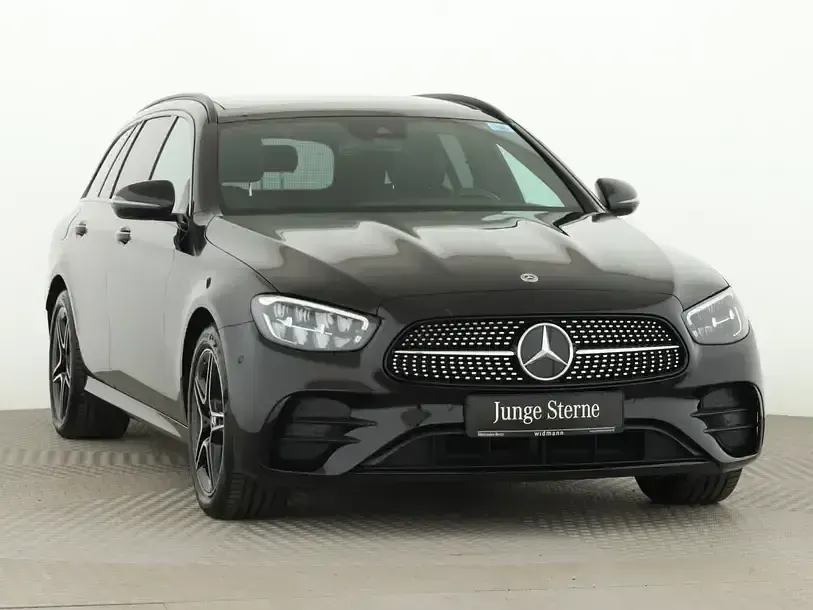 Gebraucht Mercedes E300 AMG 306 PS (225 kW) 2022 Schwarz Kombi
