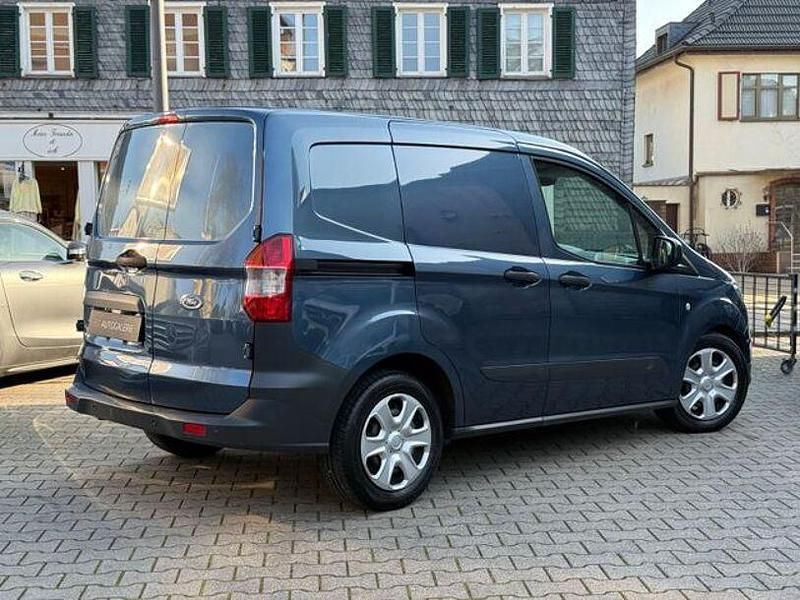 Gebraucht Ford Transit Trend 150 PS (110 kW) 2020 Grau Limousine