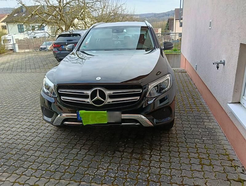 Gebraucht Mercedes GLC220 170 PS (125 kW) 2017 Schwarz SUV
