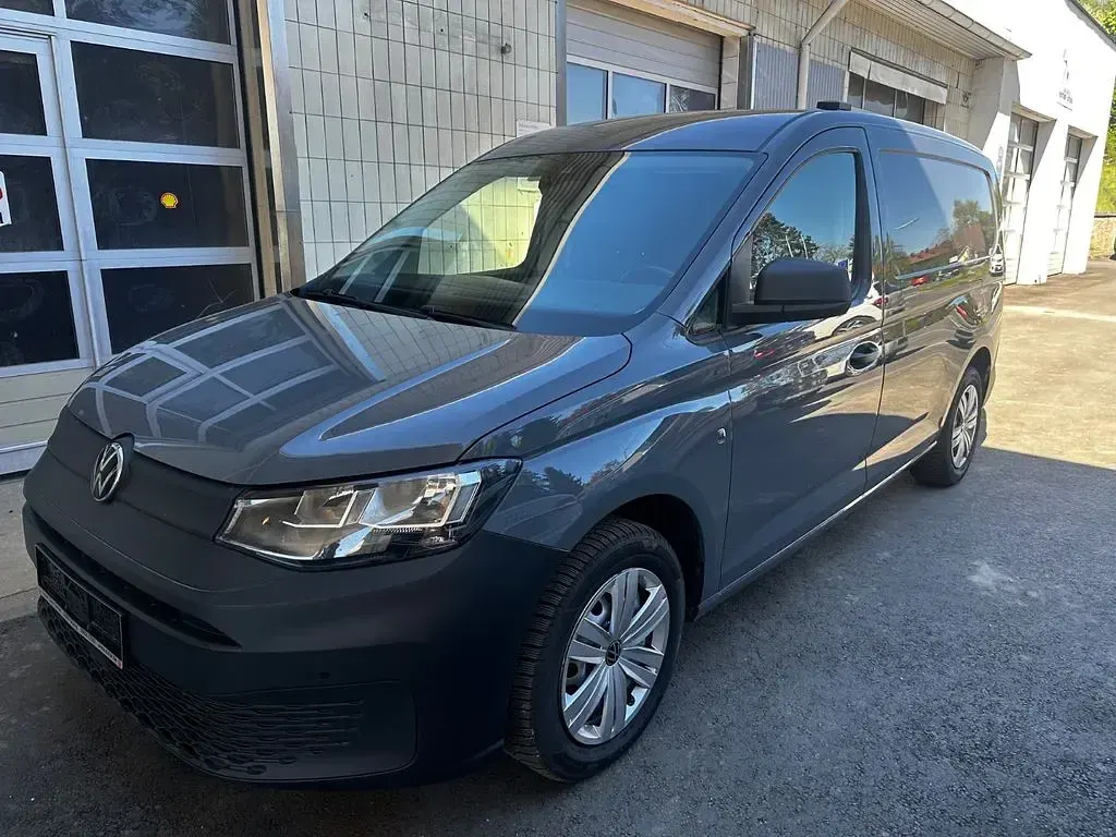 Gebraucht VW Caddy Maxi Basis 122 PS (89 kW) 2023 Grau Van / Kleinbus