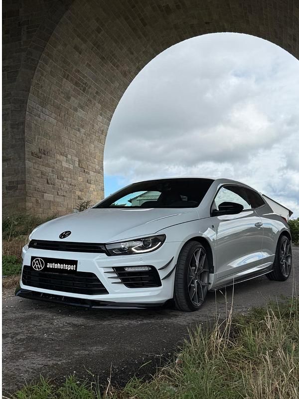 Weiß Gebraucht 2017 VW Scirocco R Coupé | 23.500 € (Fairer Preis) - Bild 1/4