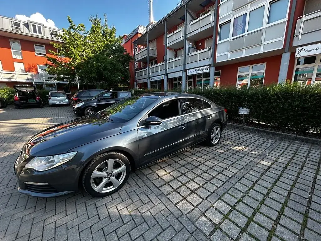 Gebraucht VW CC 140 PS (102 kW) 2010 Blau Limousine