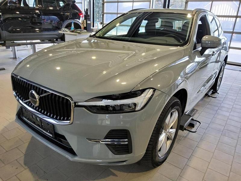 Gebraucht Volvo XC60 Core 197 PS (144 kW) 2024 Grau vapour grey / metallic SUV