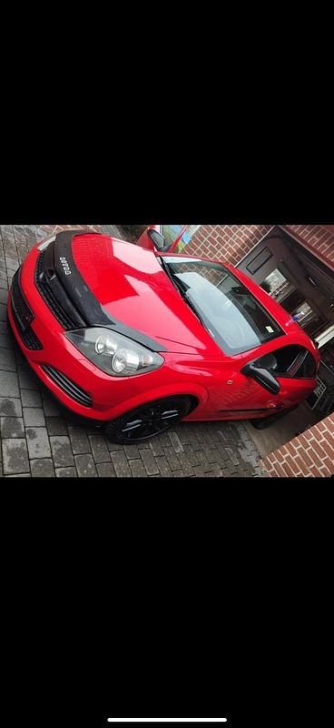 Gebraucht Opel Astra GTC 110 PS (80 kW) 2007 Rot Kombi