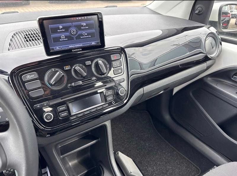 Gebraucht VW up! 60 PS (44 kW) 2015 Weiß Kleinwagen