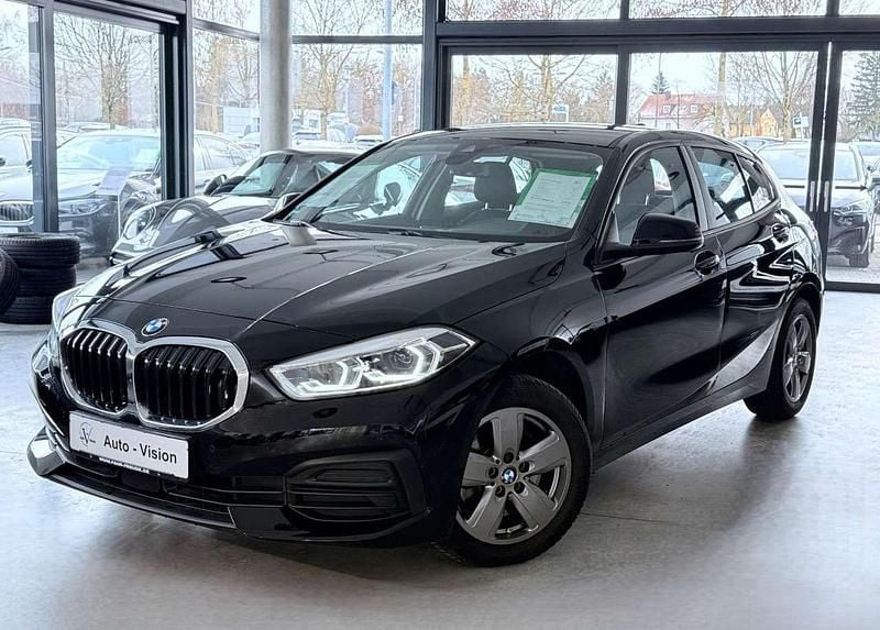 Gebraucht BMW 118 Advantage 136 PS (100 kW) 2022 Schwarz Kleinwagen