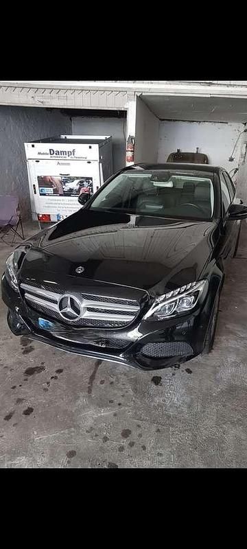 Gebraucht Mercedes C200 Avantgarde 136 PS (100 kW) 2018 Schwarz Limousine