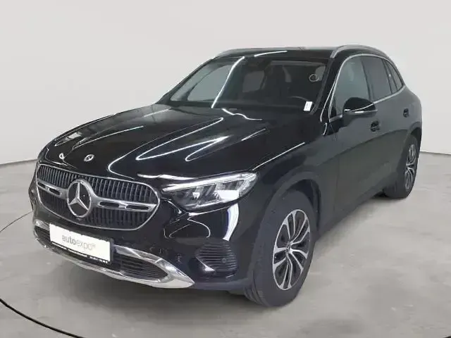 Gebraucht Mercedes GLC220 Advanced 197 PS (144 kW) 2023 Schwarz SUV