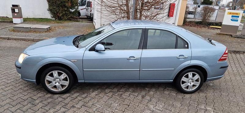 Gebraucht Ford Mondeo Ghia 145 PS (106 kW) 2006 Blau Limousine