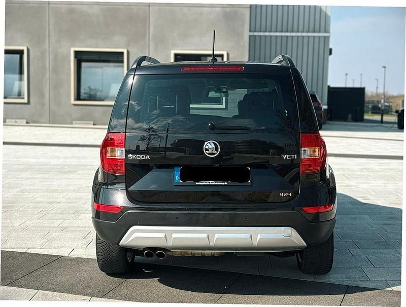 Gebraucht Skoda Yeti Elegance 170 PS (125 kW) 2015 Schwarz SUV
