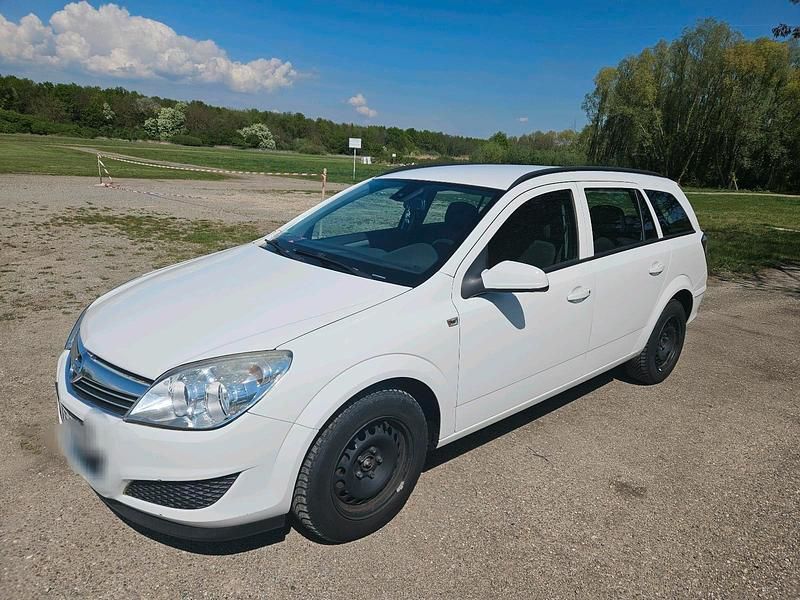 Gebraucht Opel Astra 90 PS (66 kW) 2009 Weiß Kombi
