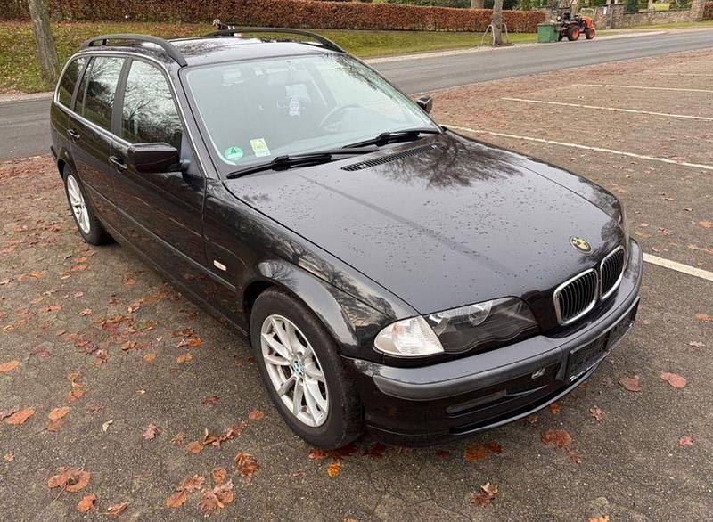 Gebraucht BMW 320 170 PS (125 kW) 2001 Schwarz Kombi