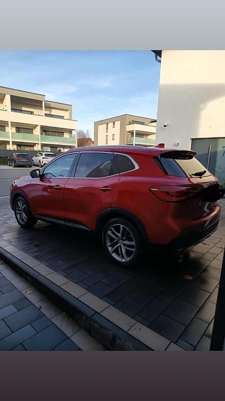 Gebraucht MG HS 162 PS (119 kW) 2023 Rot SUV