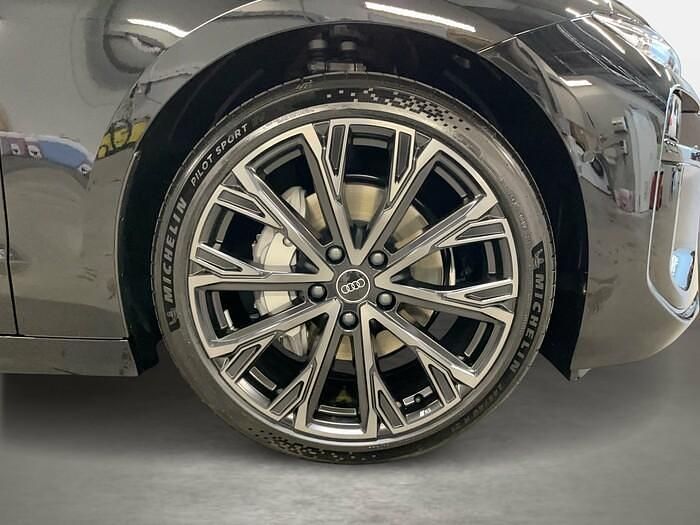 Second-hand Audi A6 e-tron Performance 269 kW (367 CP) 2025 Gri Break