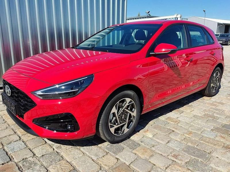 Engine red Neu 2025 Hyundai i30 GO! Limousine | 19.989 € (Guter Preis) - Bild 1/4