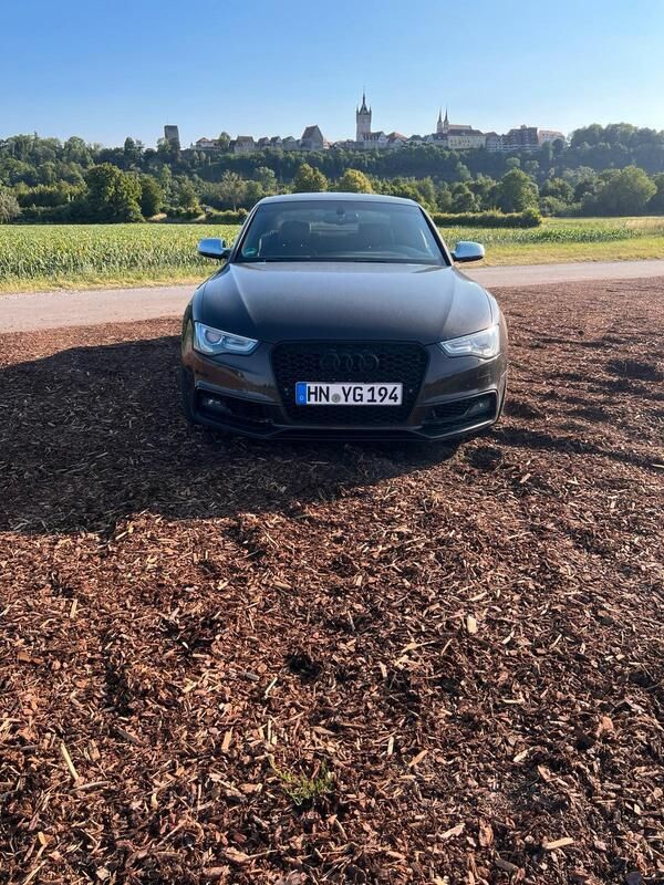 Braun Gebraucht 2012 Audi S5 Performance Coupé | 16.950 € - Bild 1/4