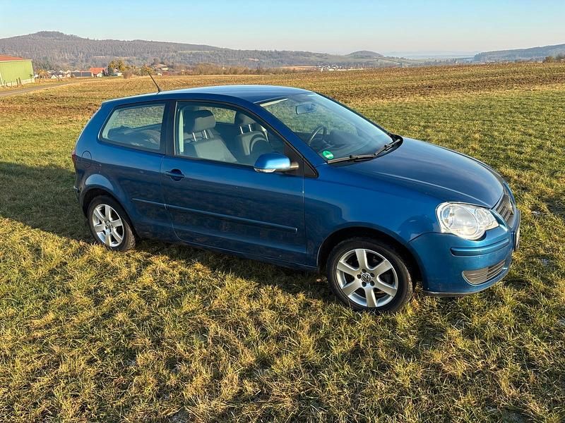 Gebraucht VW Polo 64 PS (47 kW) 2007 Blau Kleinwagen