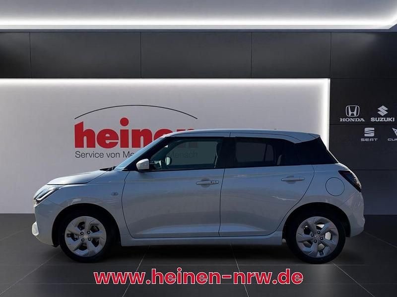Gebraucht Suzuki Swift Comfort 83 PS (61 kW) 2024 Weiß Kleinwagen
