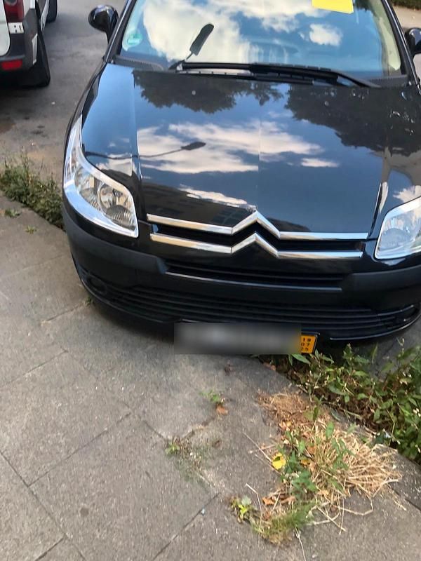 Schwarz Gebraucht 2006 Citroën C4 Limousine | 1.200 € (Guter Preis) - Bild 1/4