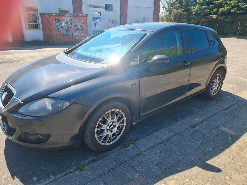 Second-hand Seat Leon 140 CP (102 kW) 2009 Negru Hatchback