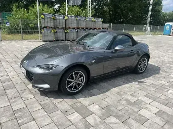 Gebraucht Mazda MX5 Exclusive 132 PS (97 kW) 2025 Grau Cabrio