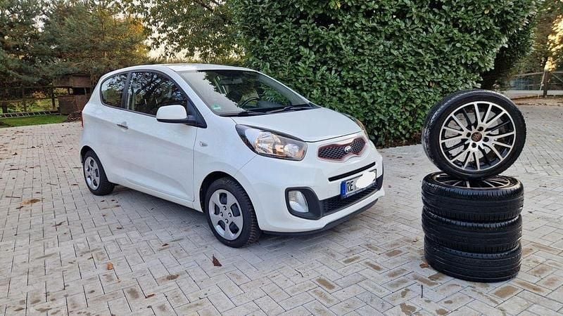 Weiß Gebraucht 2014 Kia Picanto Kleinwagen | 4.995 € (Guter Preis) - Bild 1/4