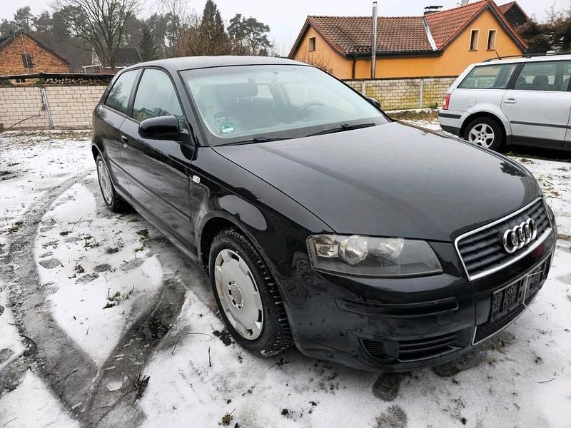 Schwarz Gebraucht 2004 Audi A3 Kleinwagen | 1.500 € (Superpreis) - Bild 1/4