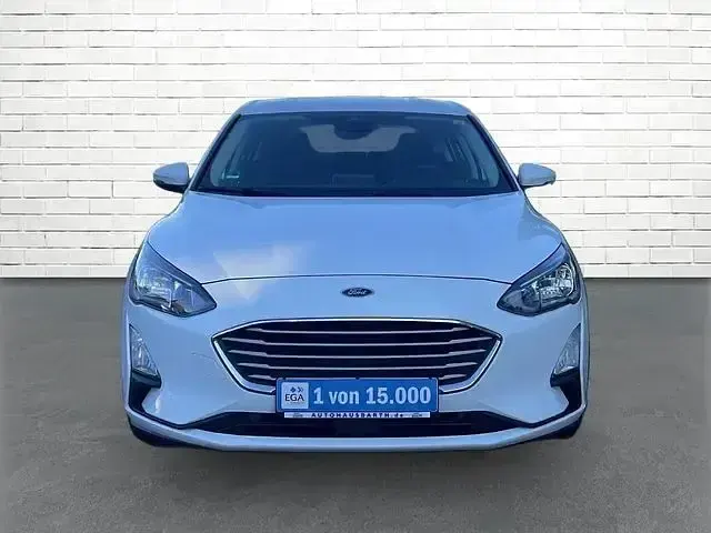 Gebraucht Ford Focus 120 PS (88 kW) 2021 Weiß Limousine
