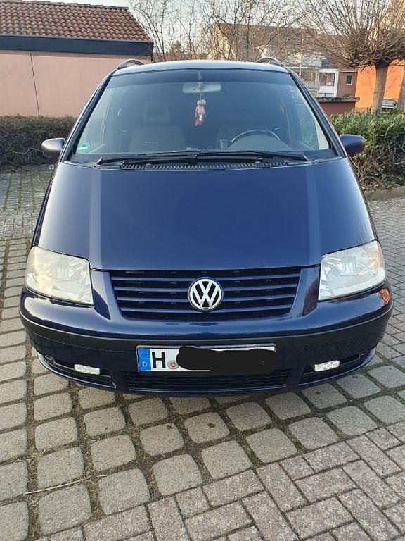 Gebraucht VW Sharan 150 PS (110 kW) 2002 Blau Van / Kleinbus