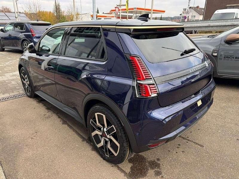 Gebraucht Renault 5 E-Tech Komfort 77 kW (106 PS) 2024 Nacht blau Kleinwagen