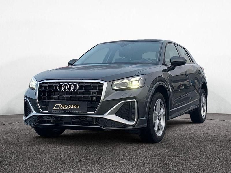 Gebraucht Audi Q2 S-Line 150 PS (110 kW) 2025 Grau SUV