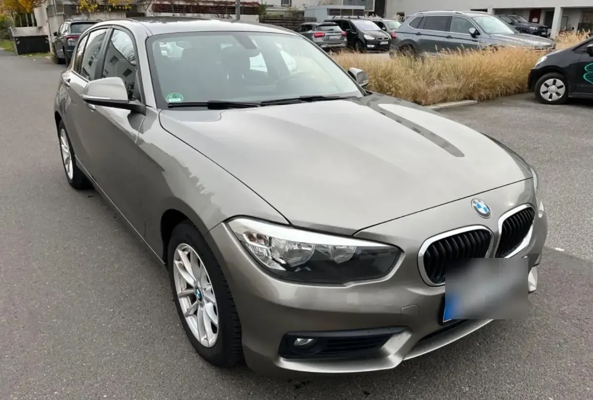 Gebraucht BMW 118 Advantage 136 PS (100 kW) 2015 Beige Kleinwagen