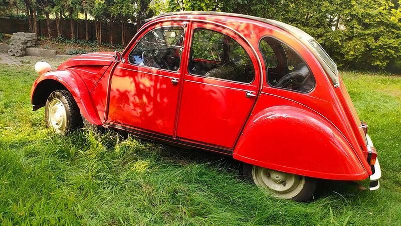 Rot Gebraucht 1988 Citroën 2CV Limousine | 9.500 € - Bild 1/4