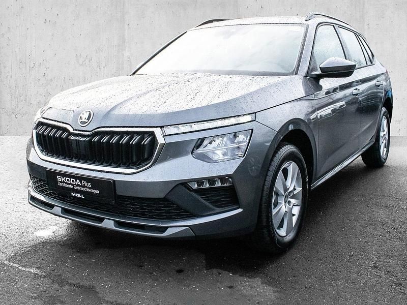 Neu Skoda Kamiq Selection 116 PS (85 kW) 2026 Graphitegrau metallic SUV