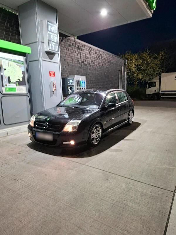 Gebraucht Opel Signum 175 PS (128 kW) 2004 Schwarz Kleinwagen