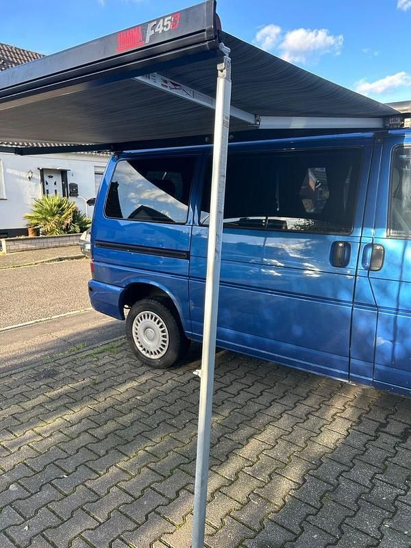 Second-hand VW Multivan 116 CP (85 kW) 1999 Albastru Monovolum