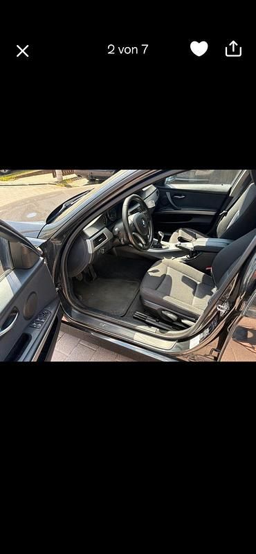 Gebraucht BMW 318 129 PS (94 kW) 2007 Schwarz Kombi