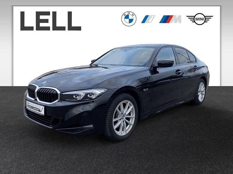 Gebraucht BMW 320e 163 PS (119 kW) 2022 Schwarz Limousine