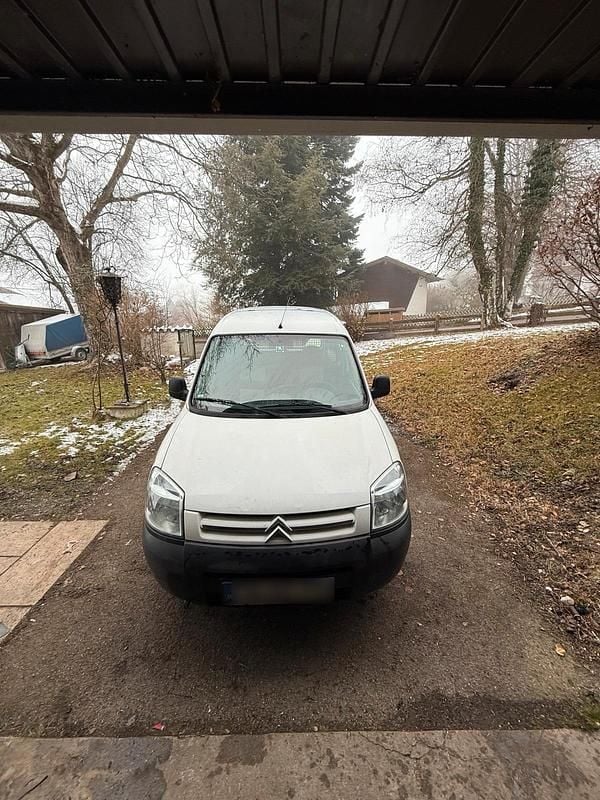 Gebraucht Citroën Berlingo 77 PS (56 kW) 2007 Weiß Van / Kleinbus