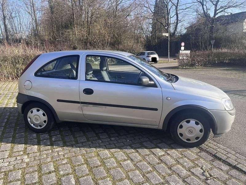 Gebraucht Opel Corsa Basis 58 PS (42 kW) 2001 Kleinwagen