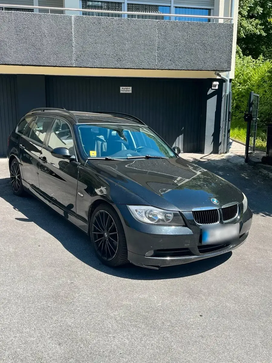 Używany BMW 320 150 KM (110 kW) 2006 Czarny Kombi