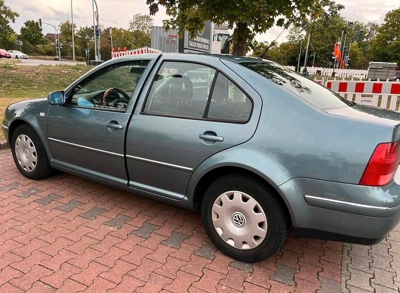 Gebraucht VW Bora 100 PS (73 kW) 2002 Grün Limousine