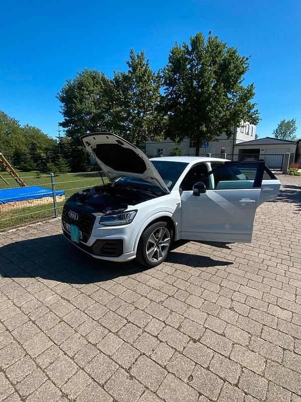Gebraucht Audi Q2 S-Line 150 PS (110 kW) 2020 Weiß SUV
