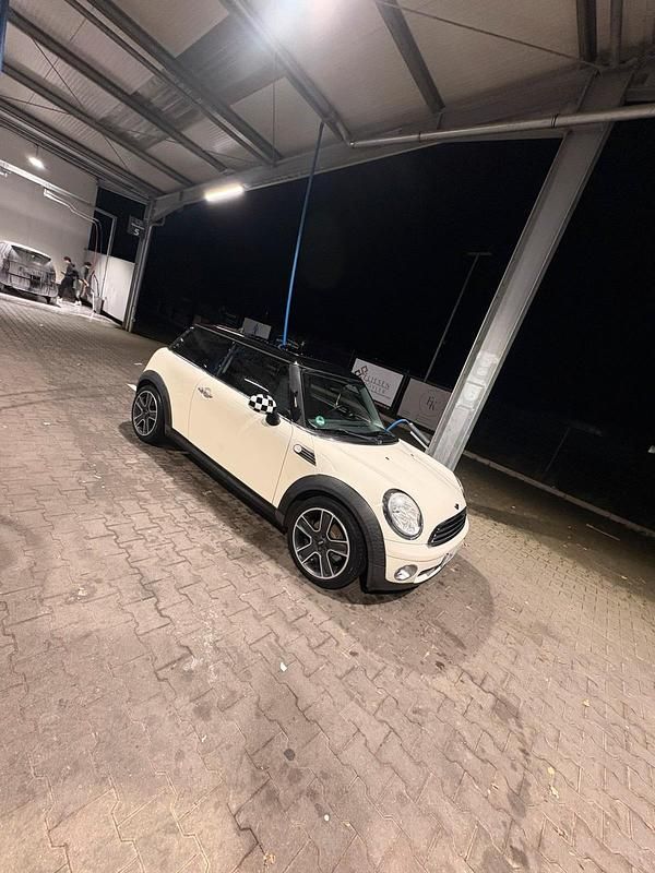 Beige Gebraucht 2008 Mini Cooper Kleinwagen | 6.350 € - Bild 1/4